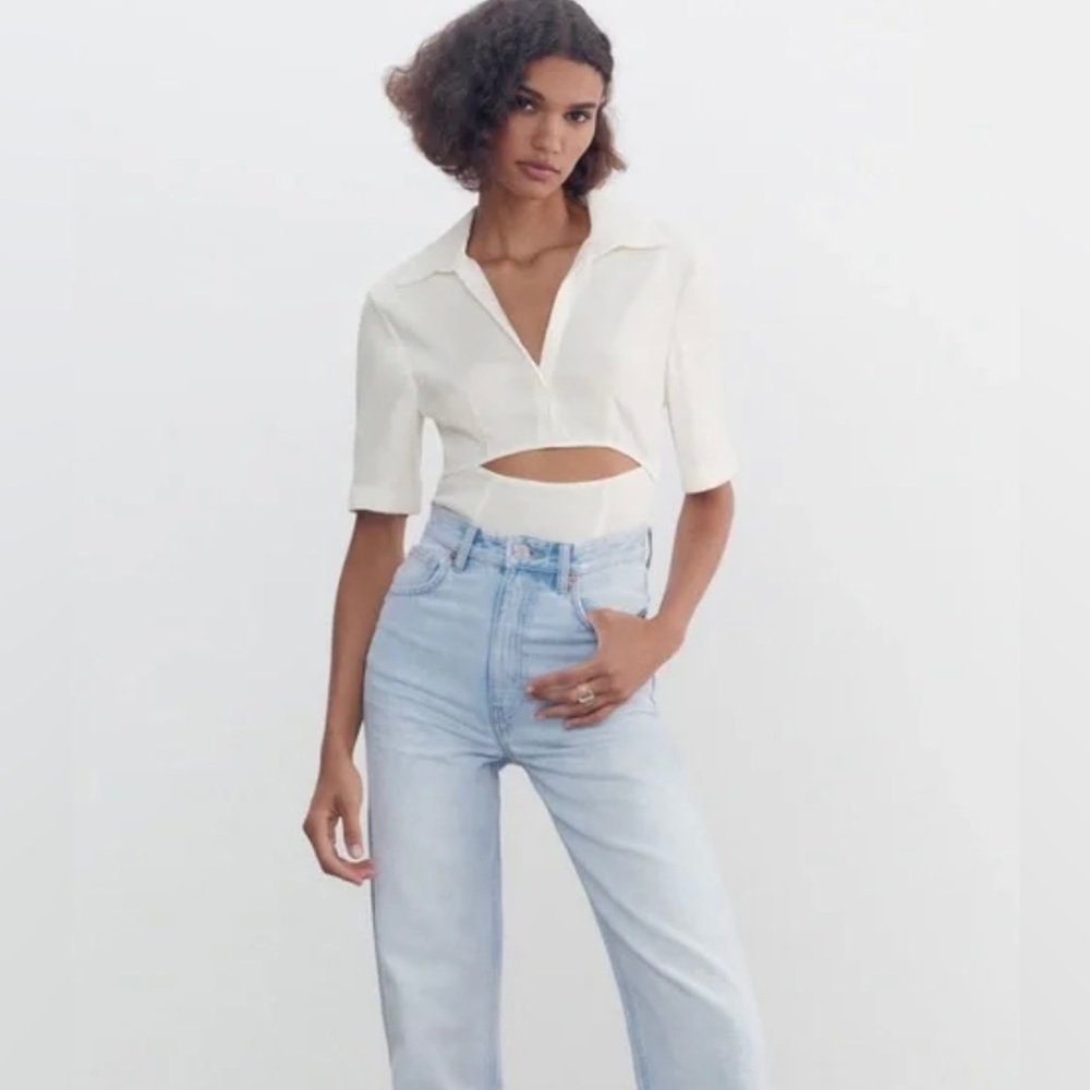 Elastic Linen Blend Bodysuit with cut-out detail